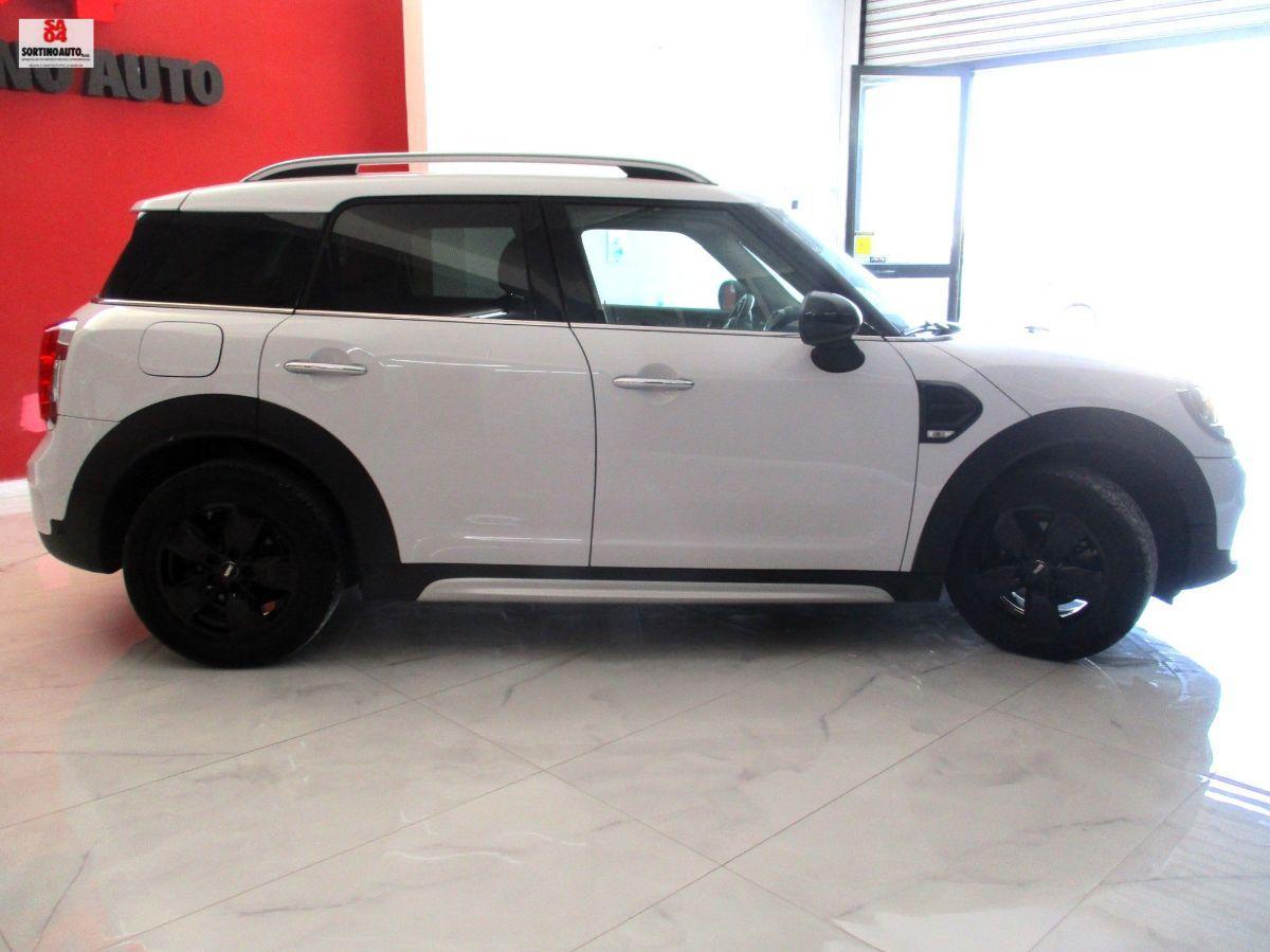 MINI Countryman One D Business 116cv-2019 KM75000