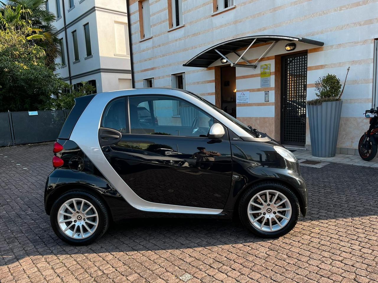 Smart ForTwo 1000 52 kW coupé pure