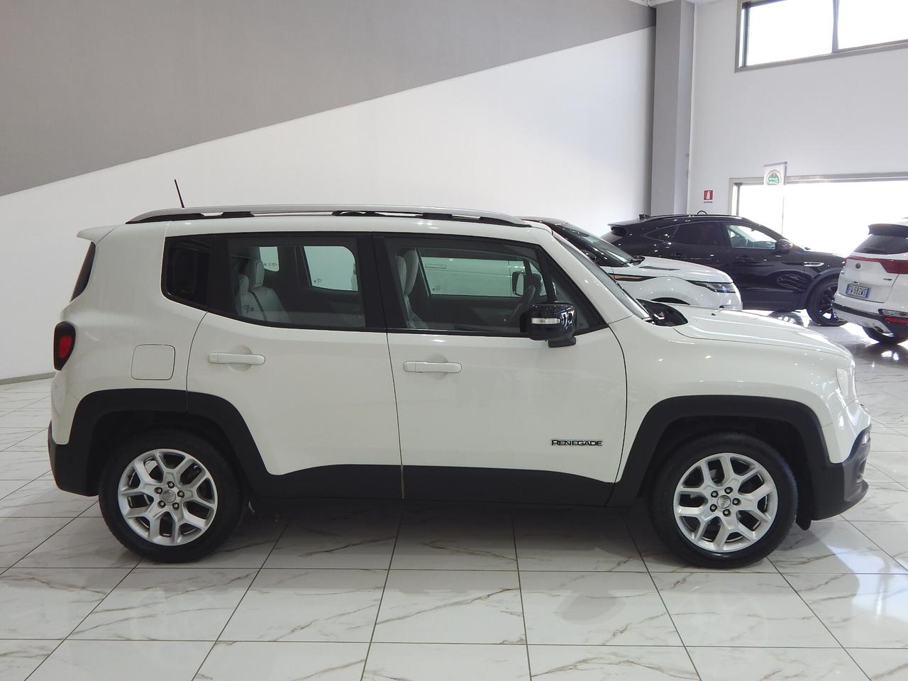 Jeep Renegade 1.6 mjt Limited DDCT 120cv TETTO-PELLE-XENON-PARK