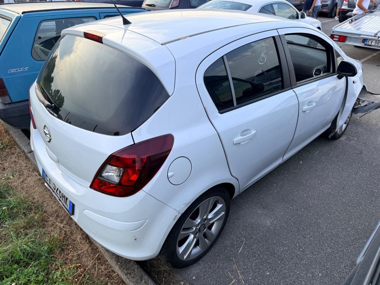 Opel Corsa 1.2 benzina sport
