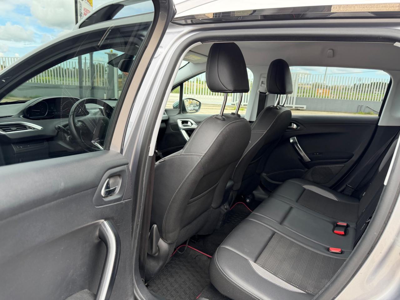 PEUGEOT 2008 1.6 HDI 120CV ALLURE FULL LED MY16