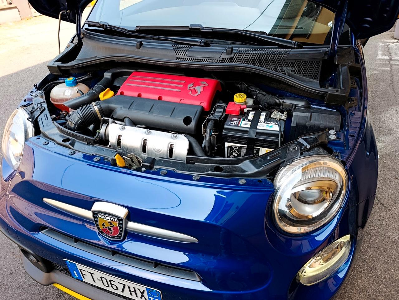 Abarth 595 C 1.4 Turbo T-Jet 160 CV Pista Cabriolet