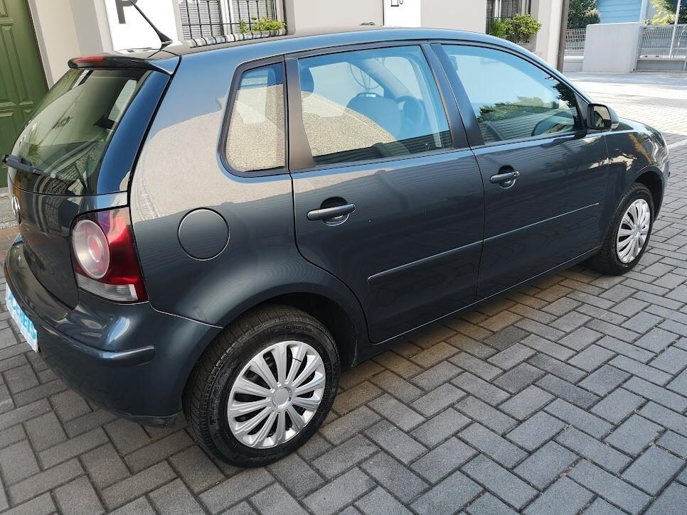 Volkswagen Polo 1.2 / 64CV 12V 5p. Comfortline