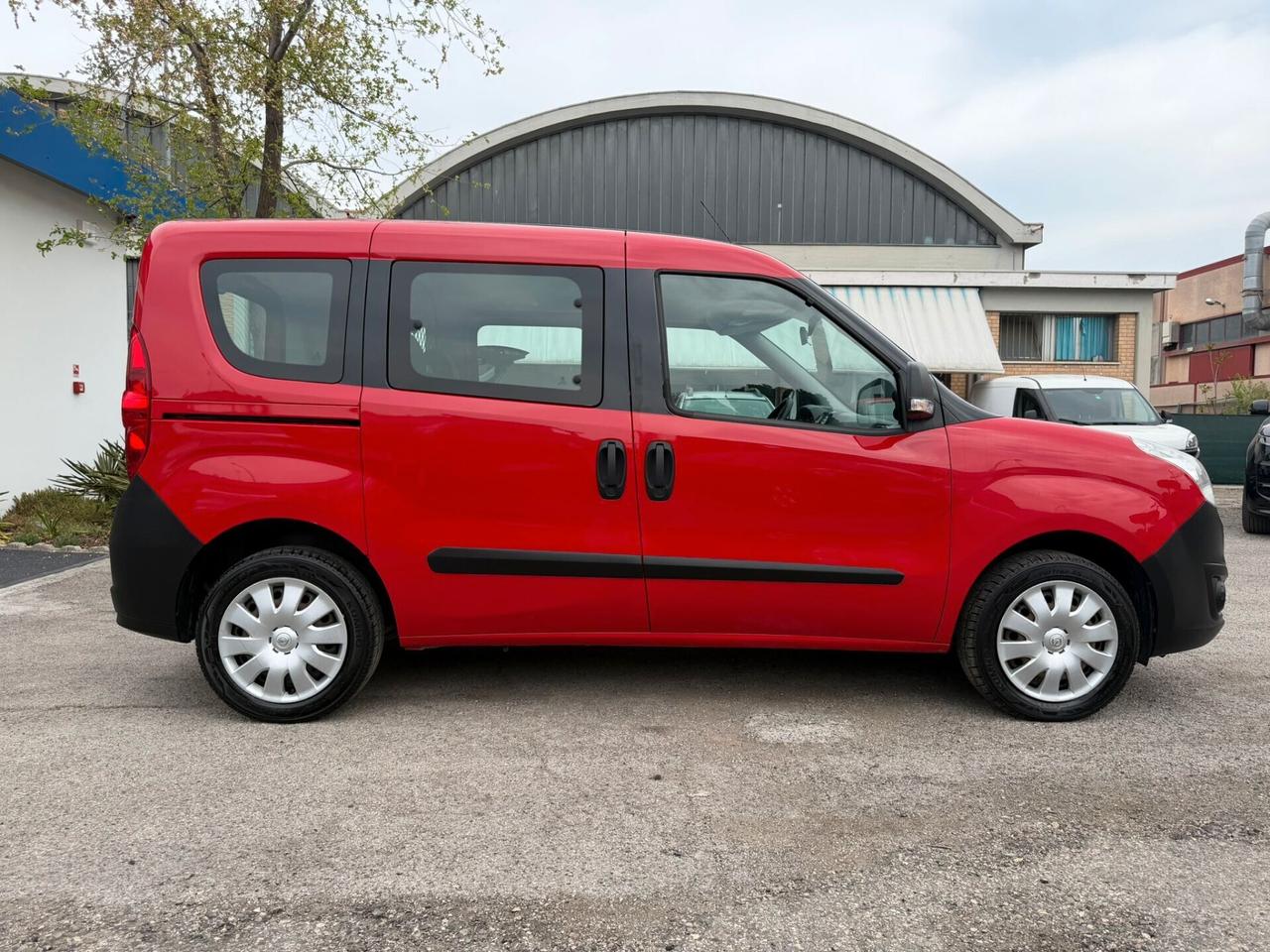 Opel Combo 1.4 Turbo EcoM 120CV Metano Cosmo