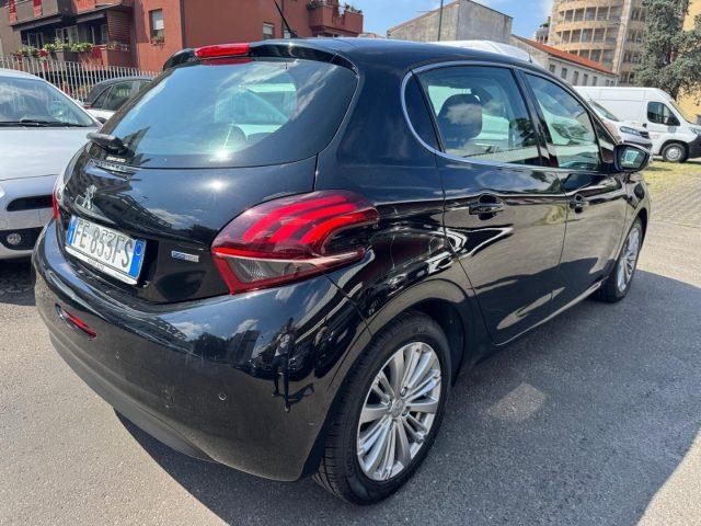 PEUGEOT 208 1.2 82CV 5 porte Allure
