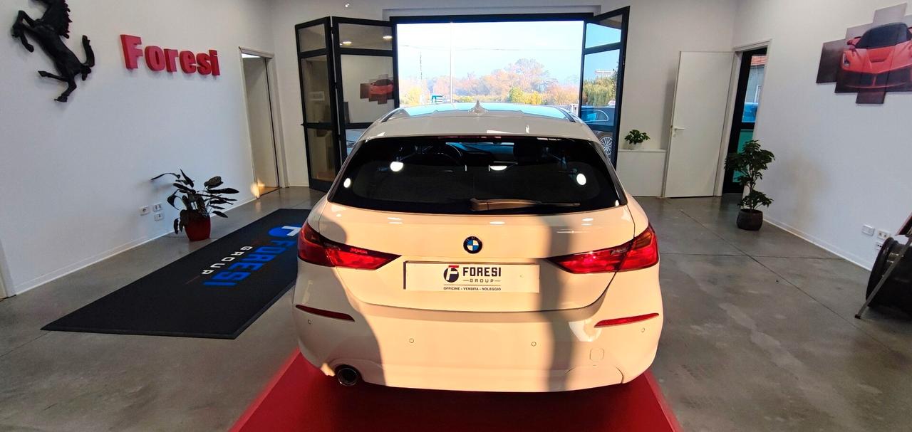 Bmw 116 116d 5p. Business Advantage