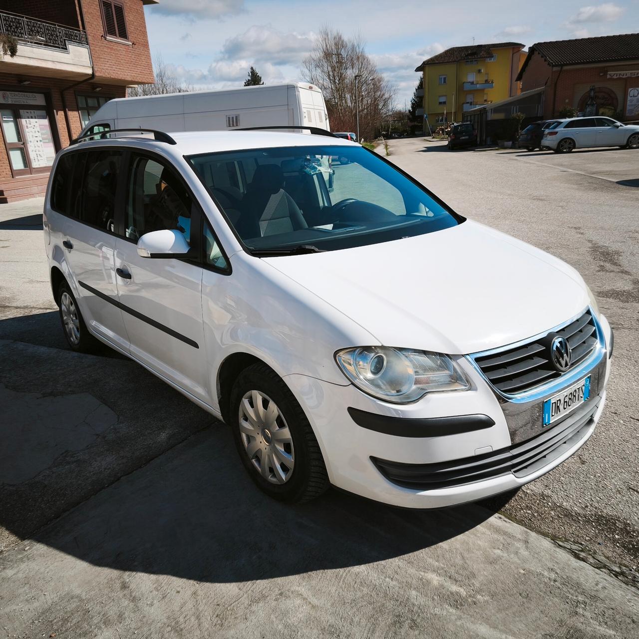 Volkswagen Touran 2.0 Conceptline Ecofuel