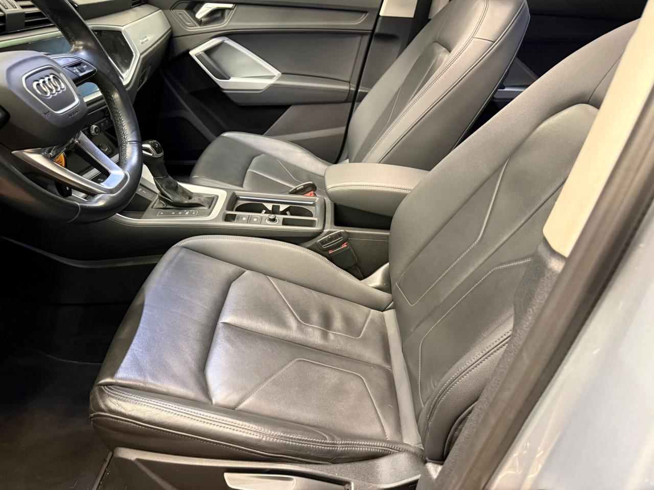 Audi Q3 TETTO Sportback SPB 35 TDI S tronic line