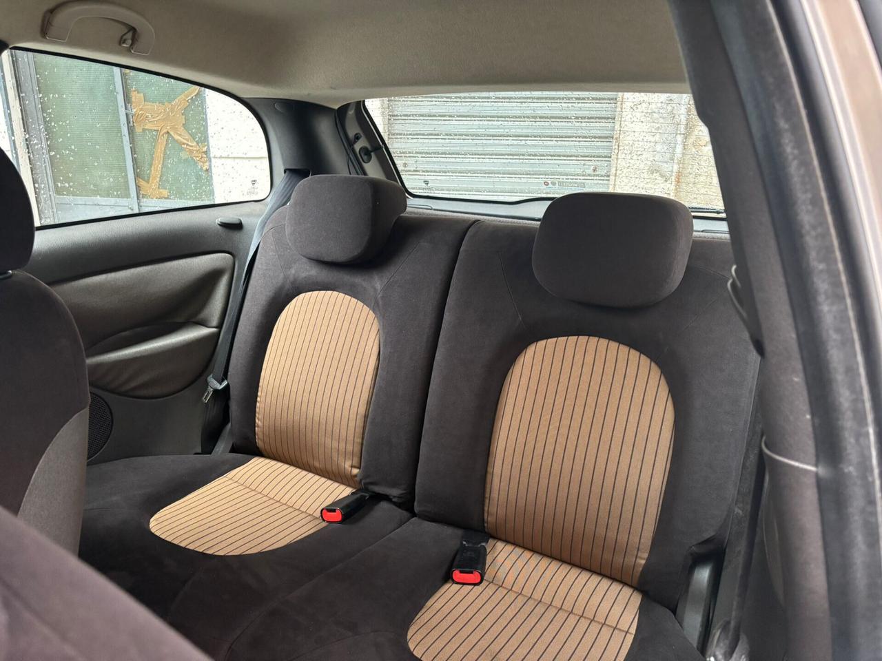 Lancia Ypsilon 1.2 Argento NEOPATENTATI FINANZIABILE