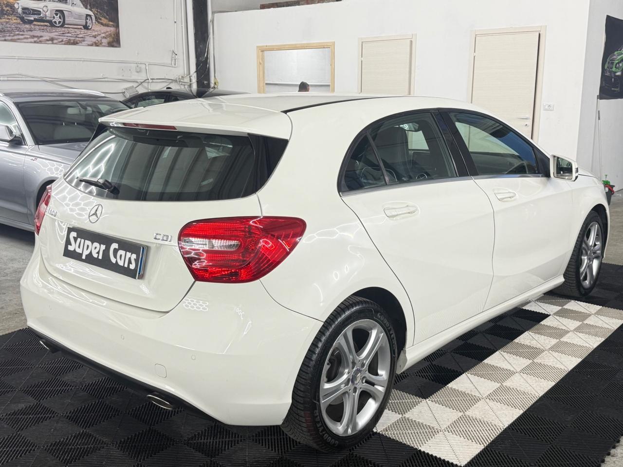Mercedes-benz A 180 d Premium