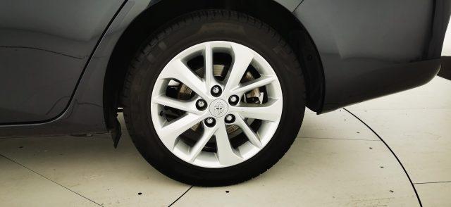 TOYOTA Auris Touring Sports 1.4 D-4D Lounge