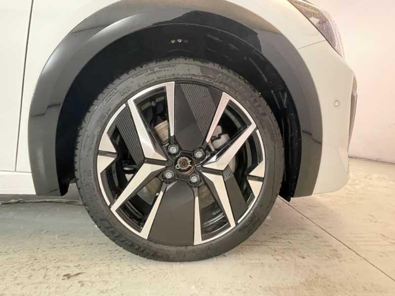 PEUGEOT 208 5P - GT Hybrid 136 E-DCS6