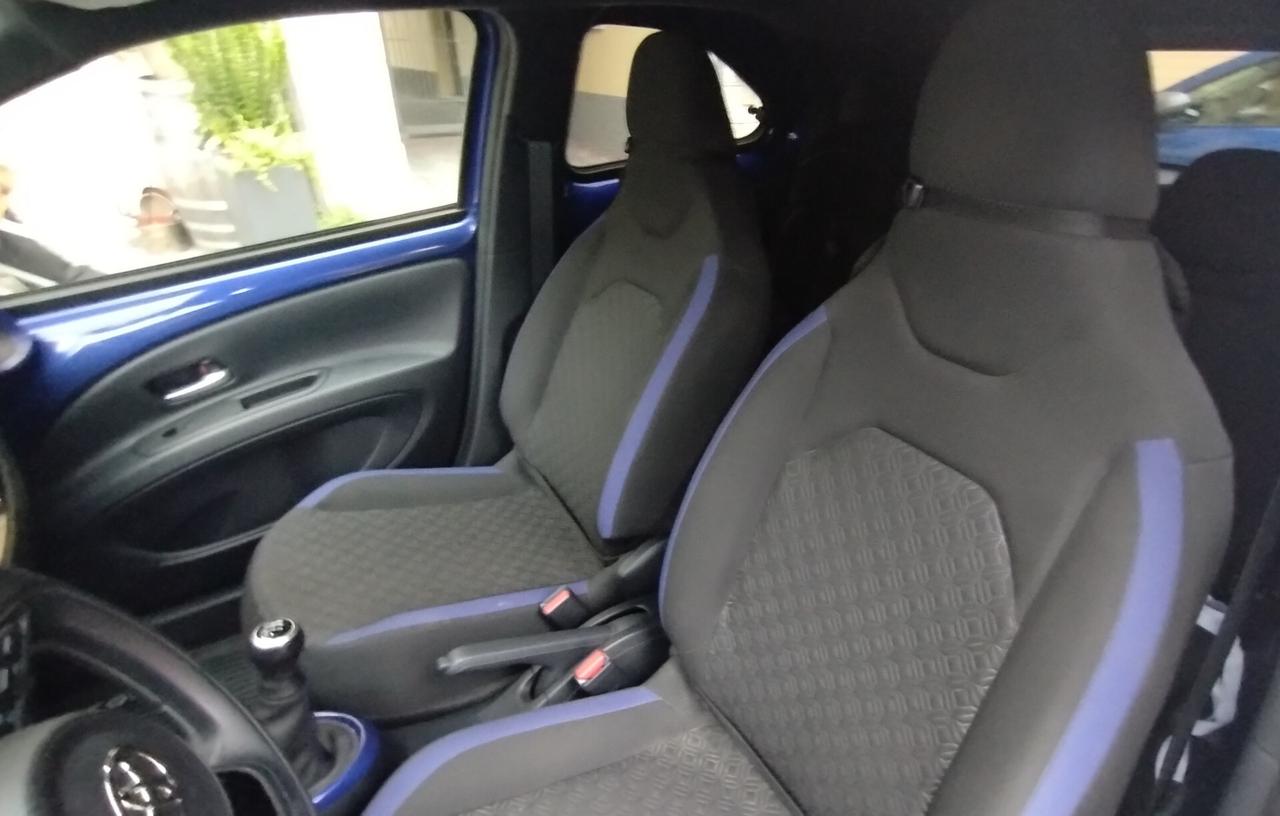 Toyota Aygo X 1.0 VVT-i 72 CV 5 porte Trend NEOPATENTATI