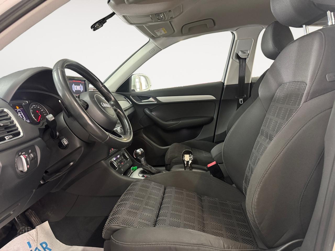 Audi Q3 2.0 tdi Sport 150cv s-tronic