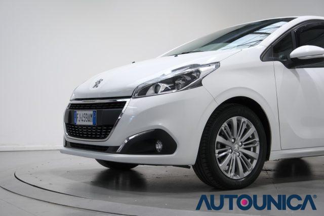 PEUGEOT 208 PURETECH 82 5 PORTE GPL ALLURE NEOPATENTATI