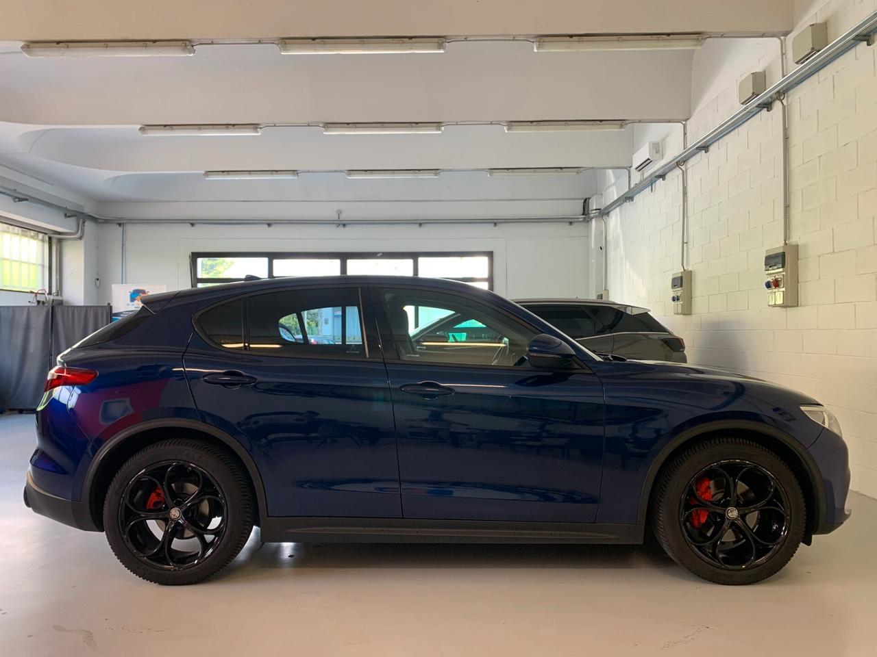 Alfa Romeo Stelvio 2.2 Turbodiesel 160 CV AT8 RWD Business