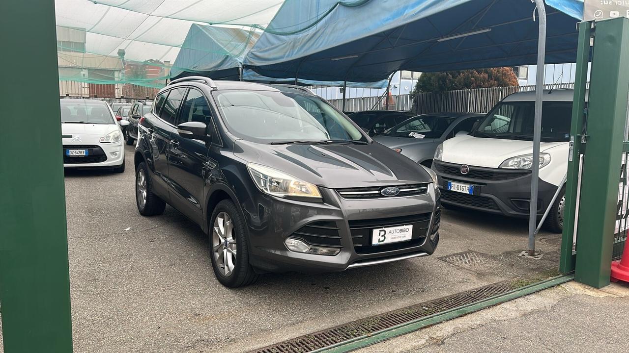 Ford Kuga 2.0 TDCI 150 CV S&S 2WD Titanium