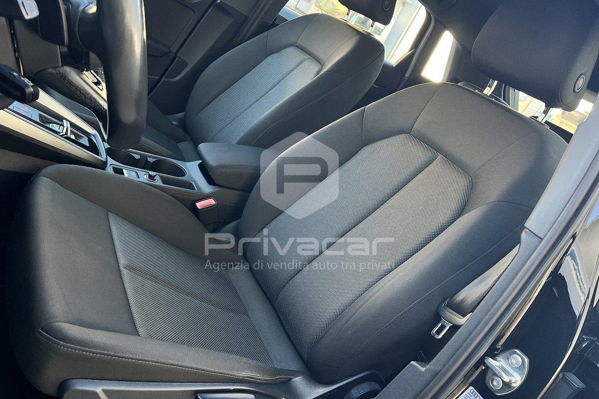 AUDI A3 SPB 30 g-tron S tronic Business Advanced