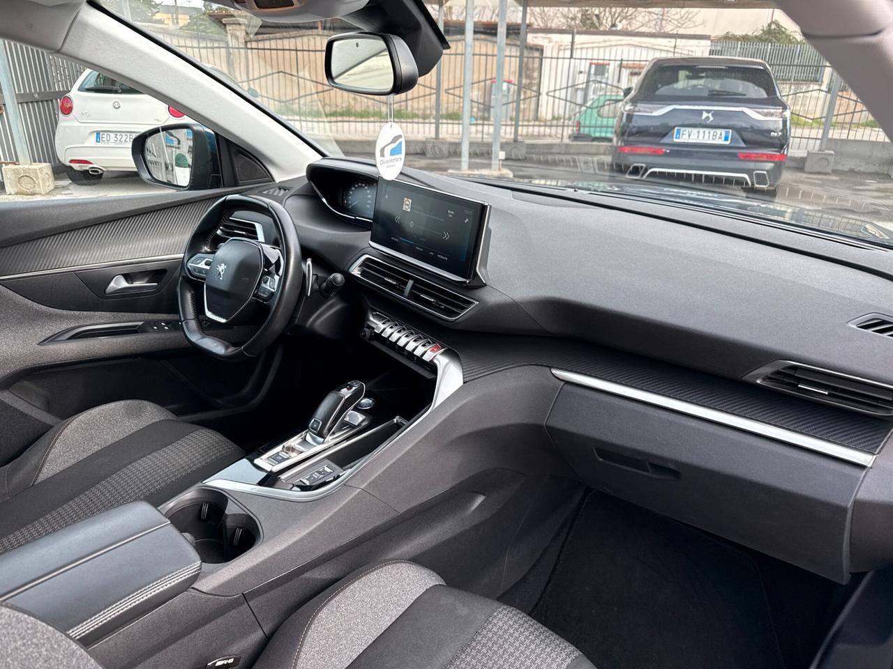 Peugeot 3008 BlueHDi 130 EAT8 Allure Pack