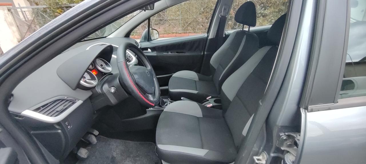 Peugeot 207 1.4 8V 75CV 5p. Energie Sport