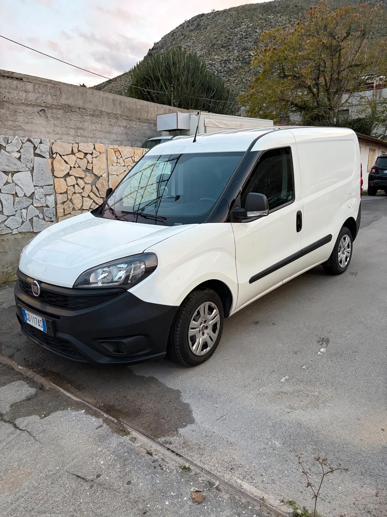 Fiat DOBLO 1.3 DIESEL ANNO 2021 KM 110.000 PER INFO 3279411053