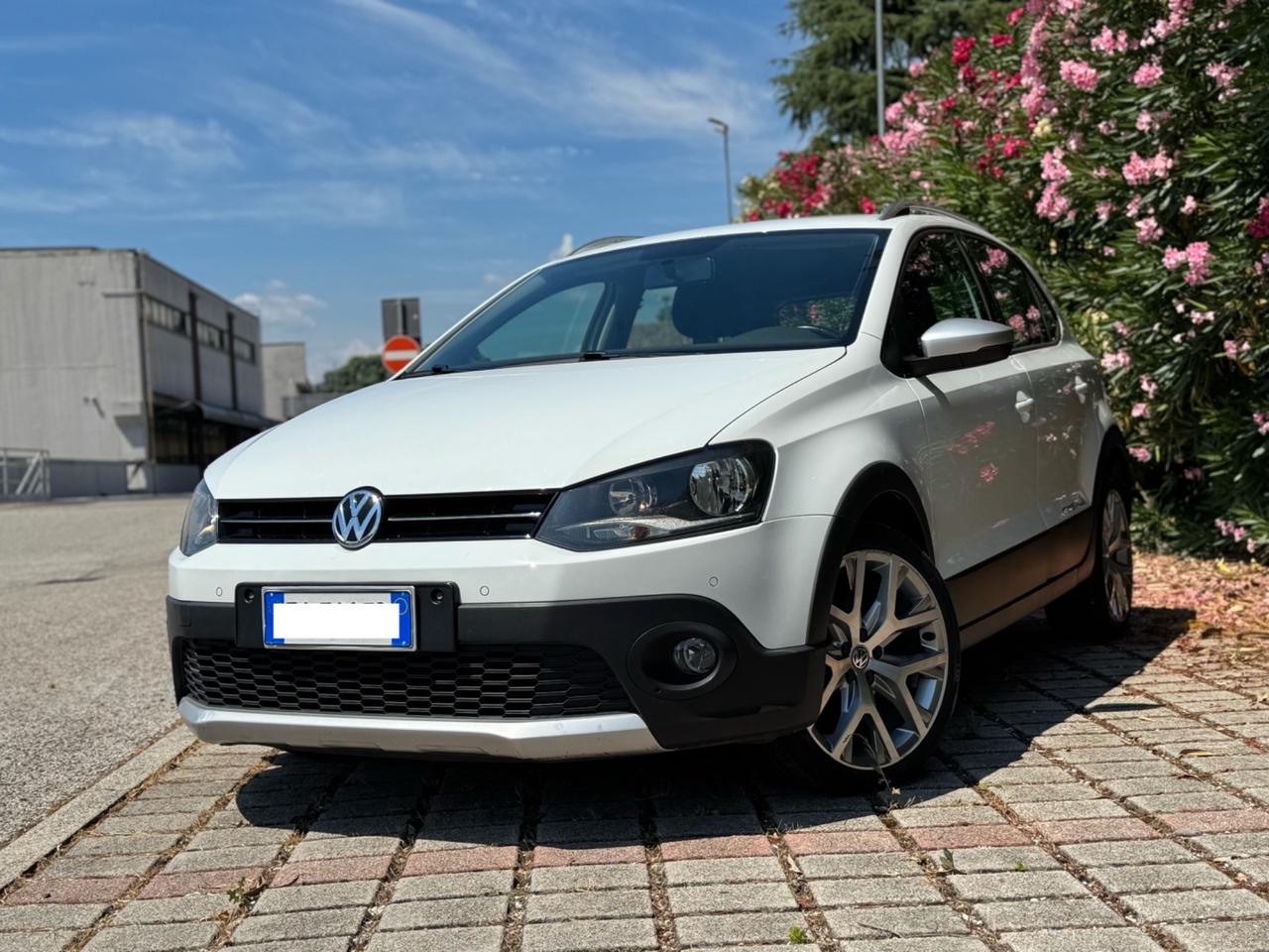 Volkswagen Polo 1.4 TDI 5p. CROSS