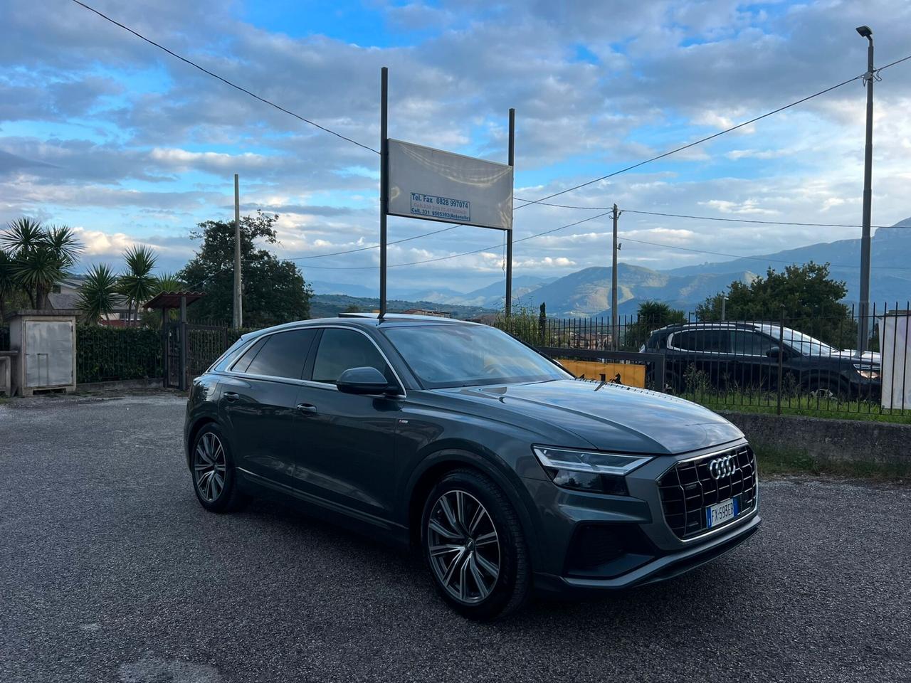 Audi Q8 45 TDI 286 cv S-Line