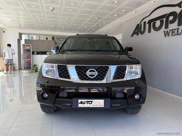 NISSAN Pathfinder 2.5 dCi LE