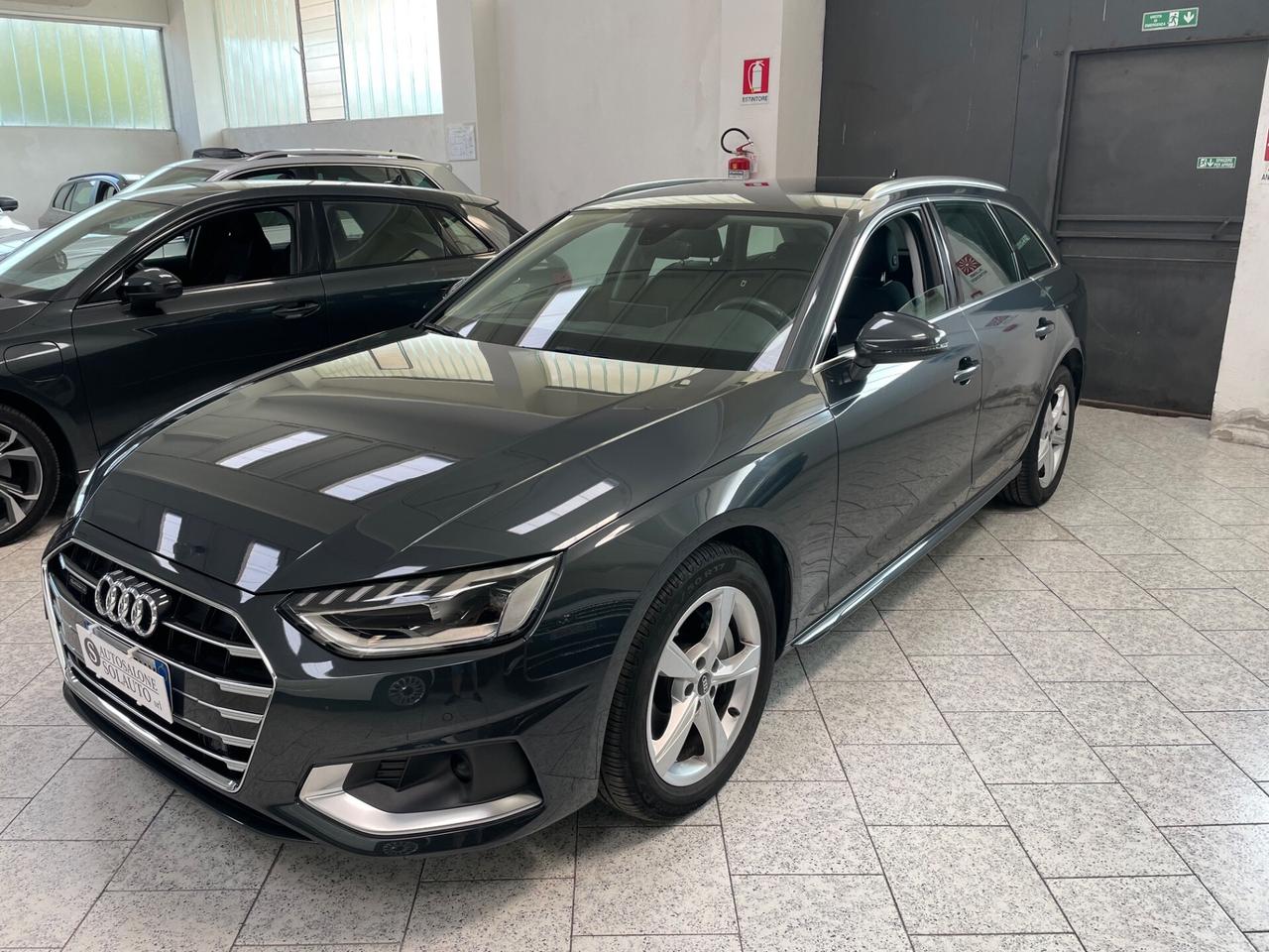 Audi A4 Avant 40 TDI quattro S tronic Business Advanced Led