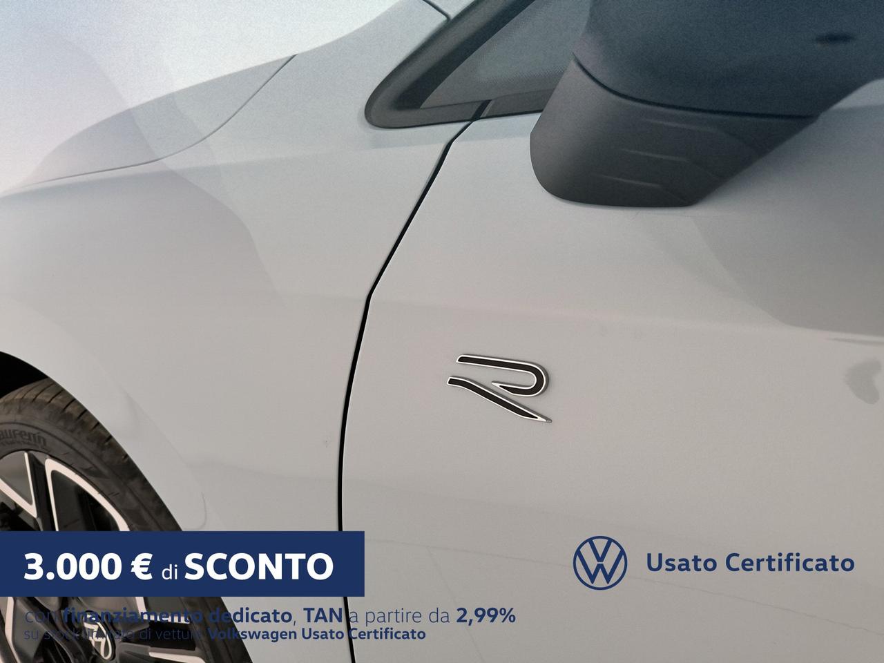 Volkswagen Golf 1.5 etsi r-line plus 150cv dsg
