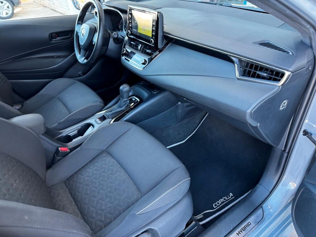 Toyota Corolla Touring Sports 1.8 Hybrid Business