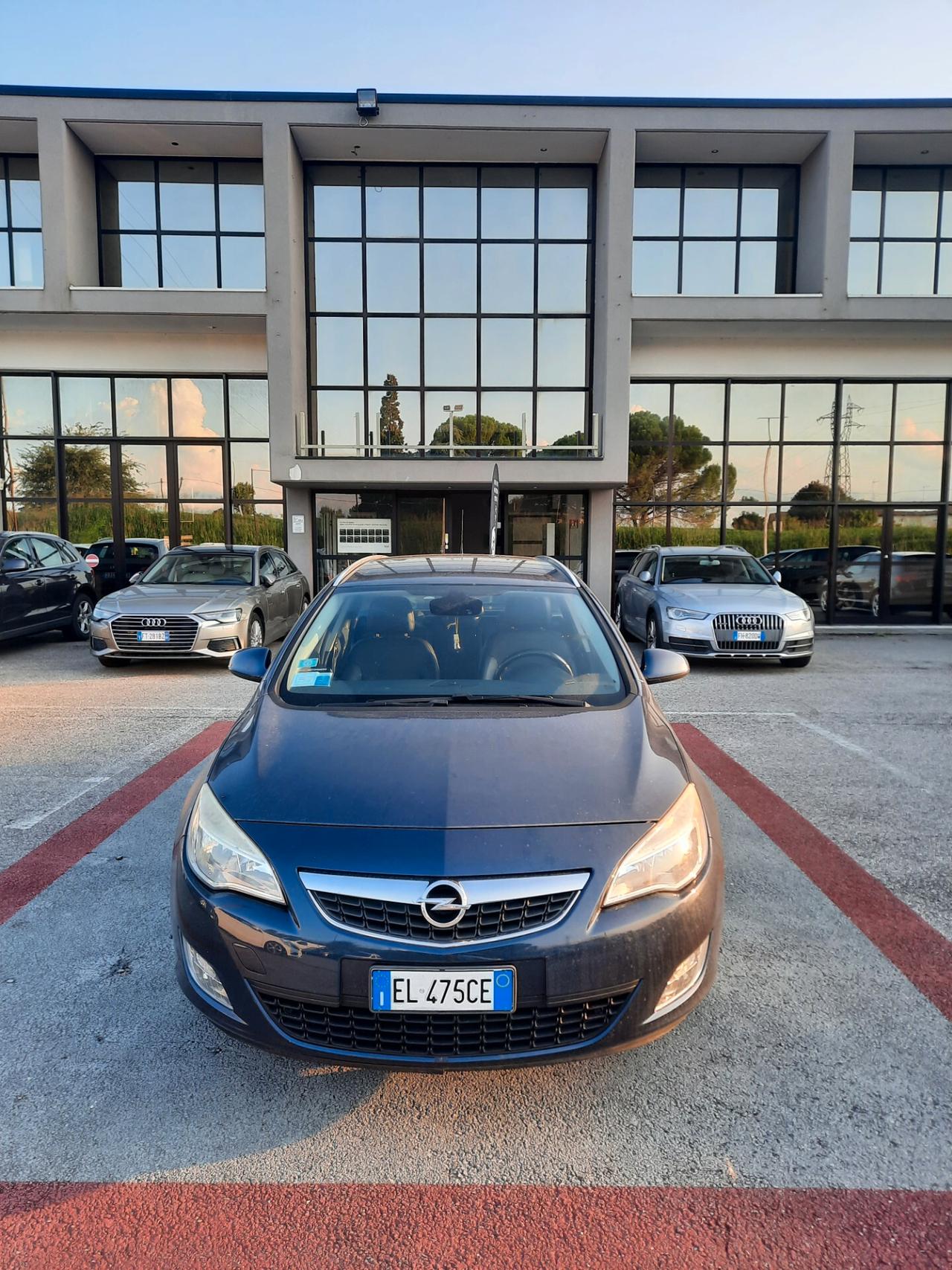 Opel Astra 1.7 CDTI 110CV Sports Tourer Cosmo