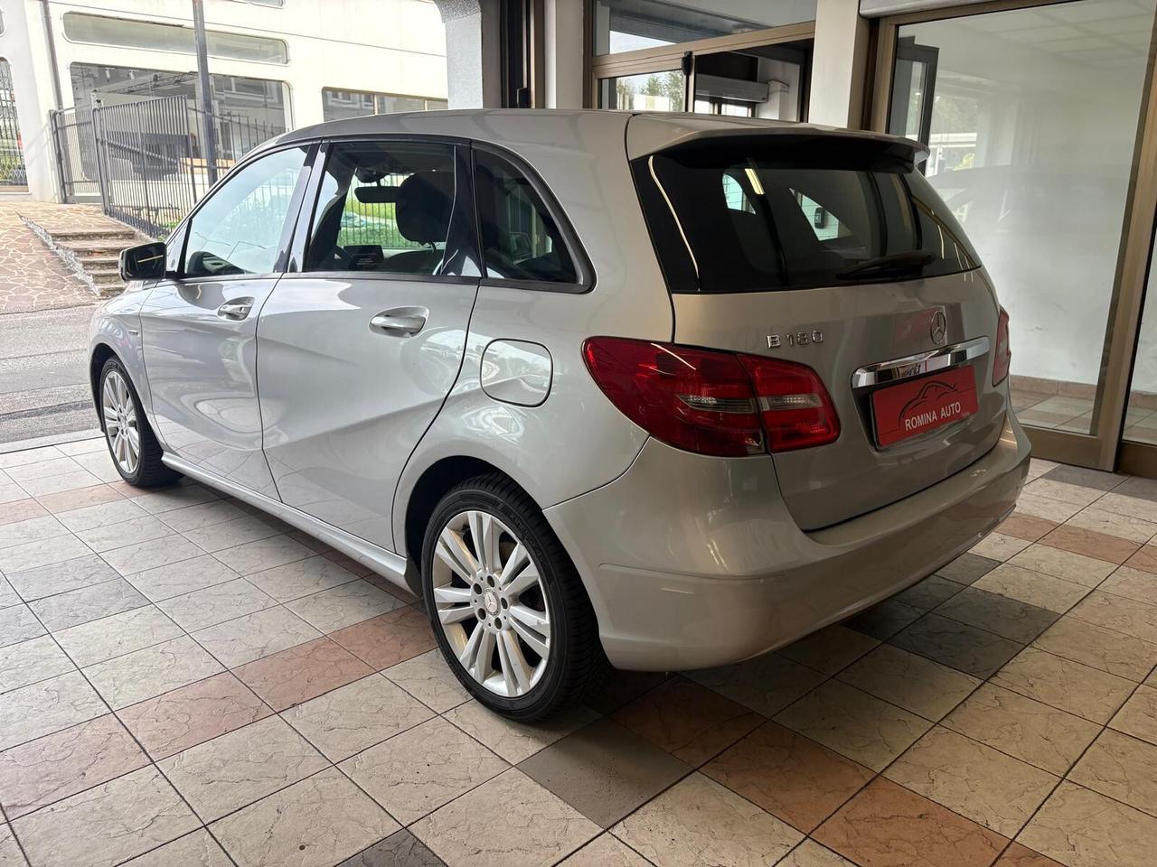 Mercedes-benz B 180 BlueEFFICIENCY Premium