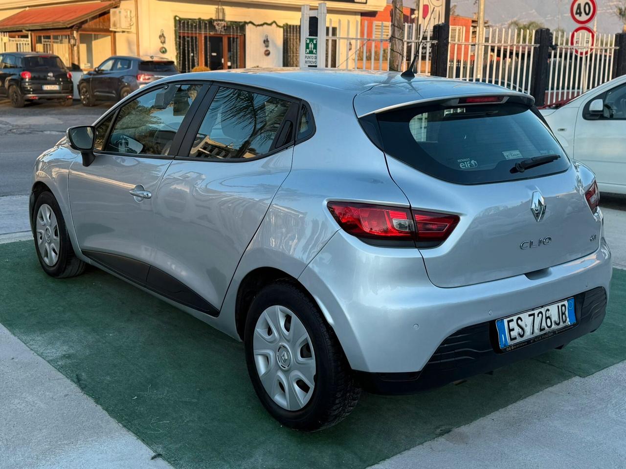 Renault Clio 1.5 dCi 8V 75CV 2013