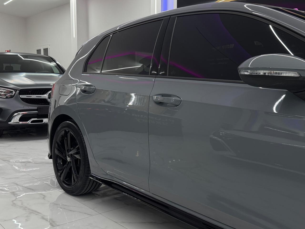 Volkswagen Golf 1.5 eTSI 150Cv DSG R-Line