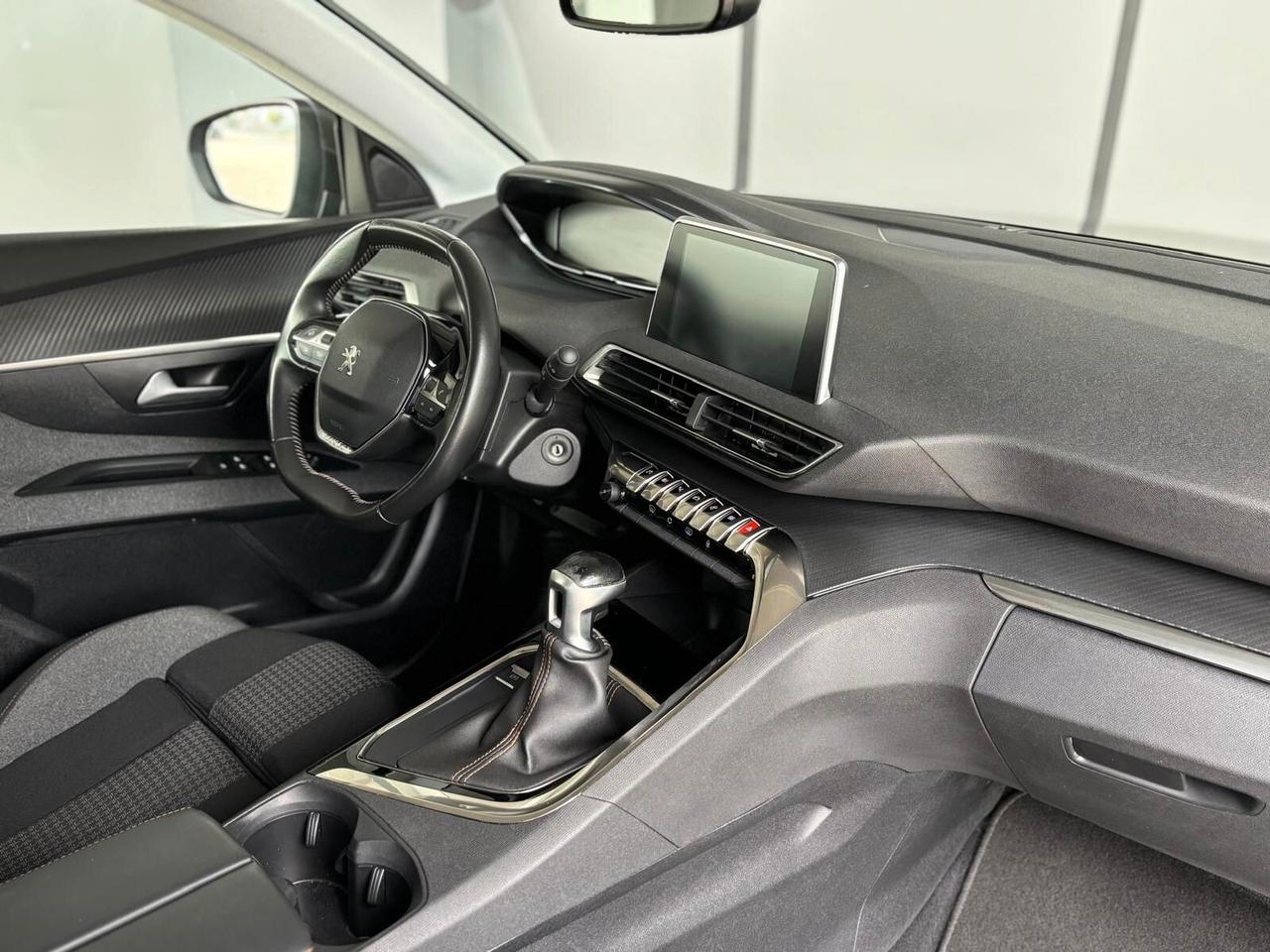 Peugeot 3008 BlueHDi 130 S&S Active