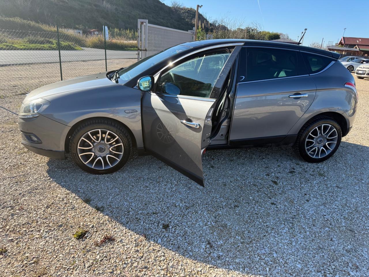 Lancia Delta 2.0 MJT DPF Oro