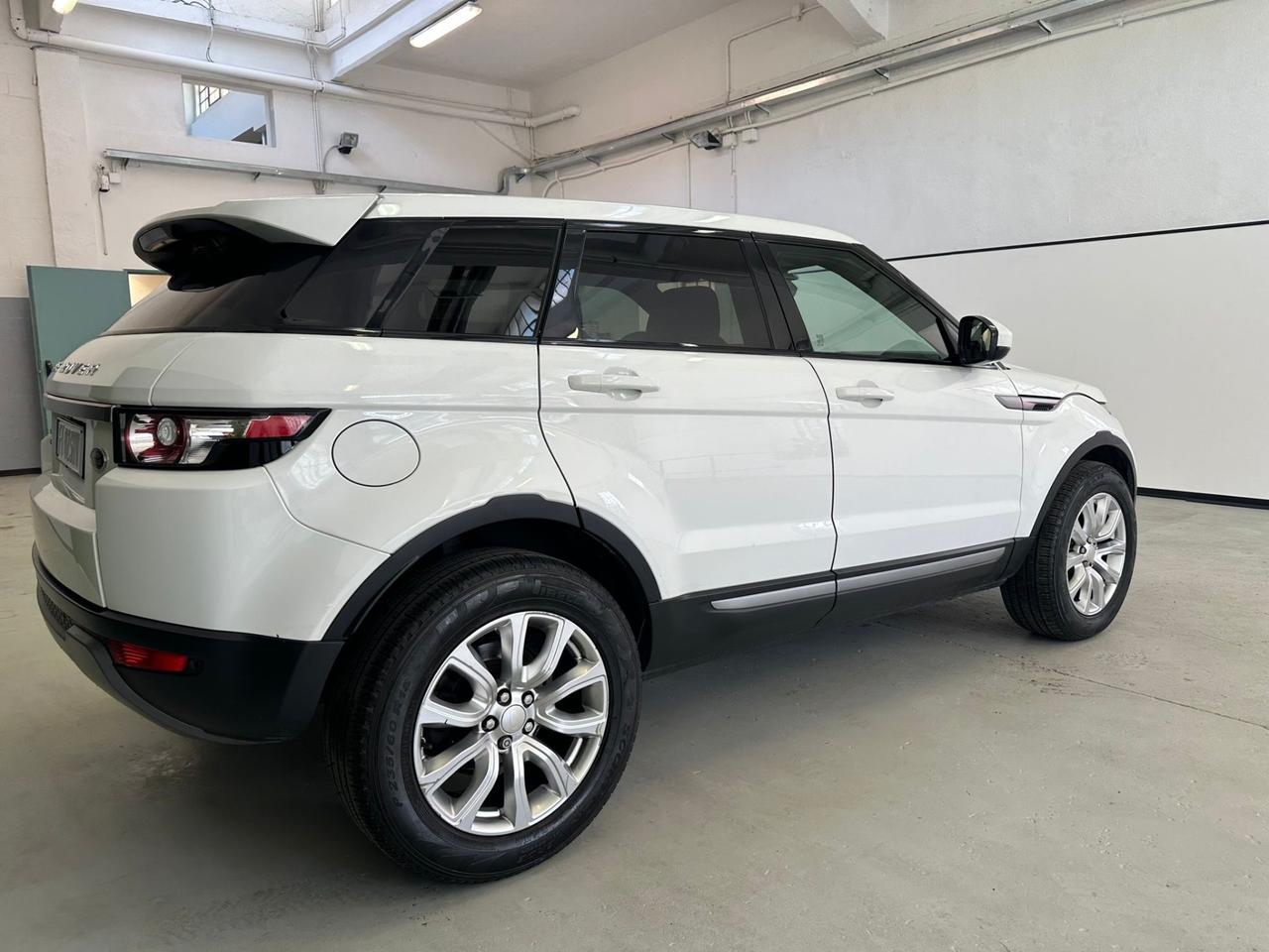 Land Rover Range Evoque 2.2 TD4 5p. Pure Tech Pack