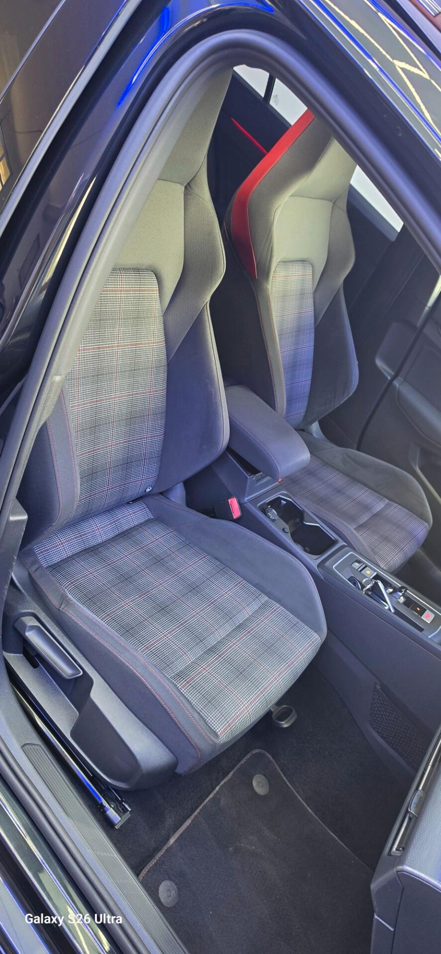Volkswagen Golf 2.0 TSI GTI STRA Full
