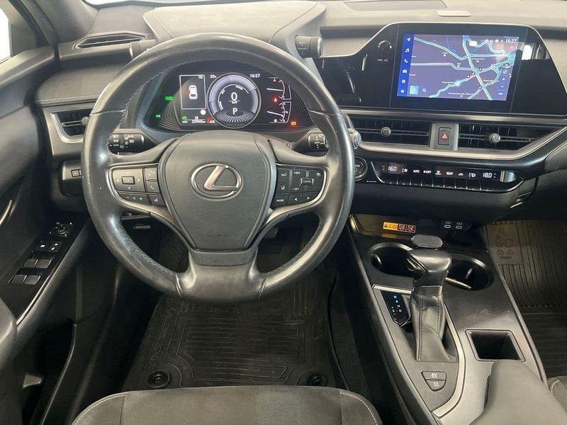Lexus UX 250h Luxury 2wd cvt