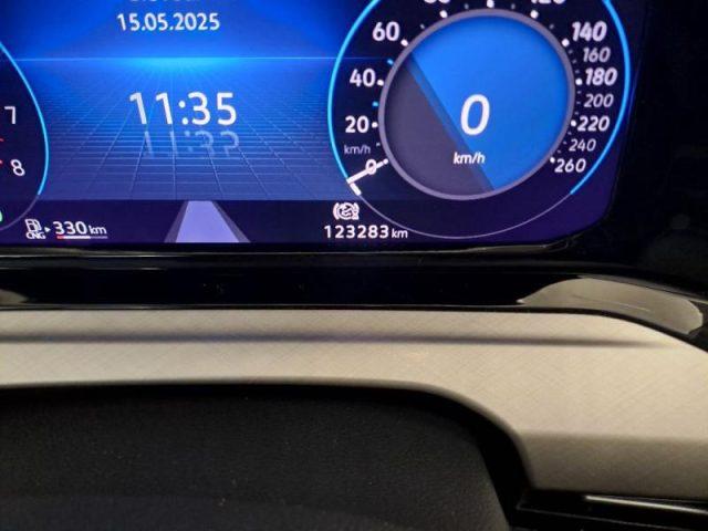 VOLKSWAGEN Golf 1.5 TGI 130cv DSG Life VIRTUAL CARPLAY TRIZONA
