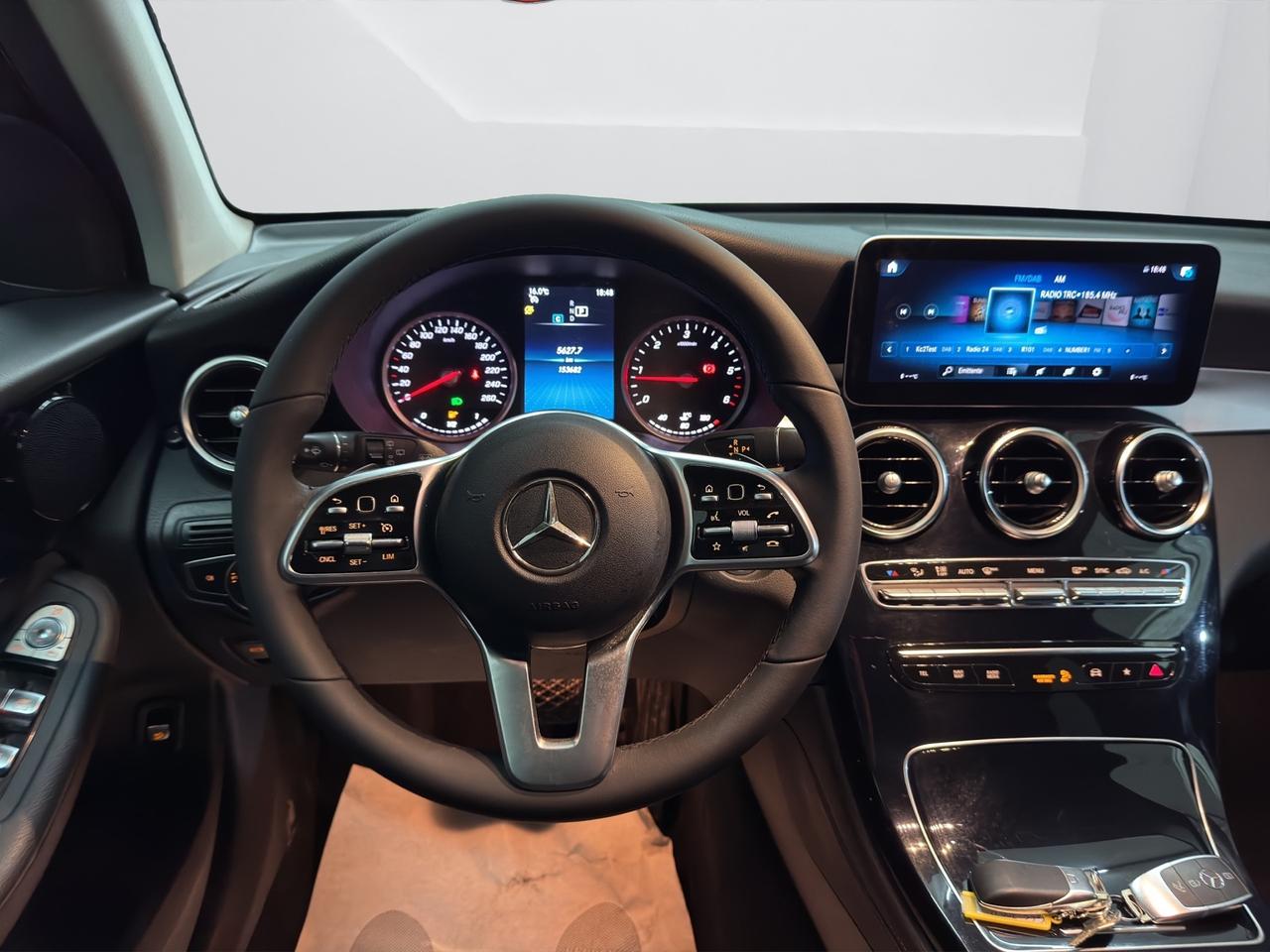 MERCEDES-BENZ GLC 300 d 4MATIC SPORT - MY20