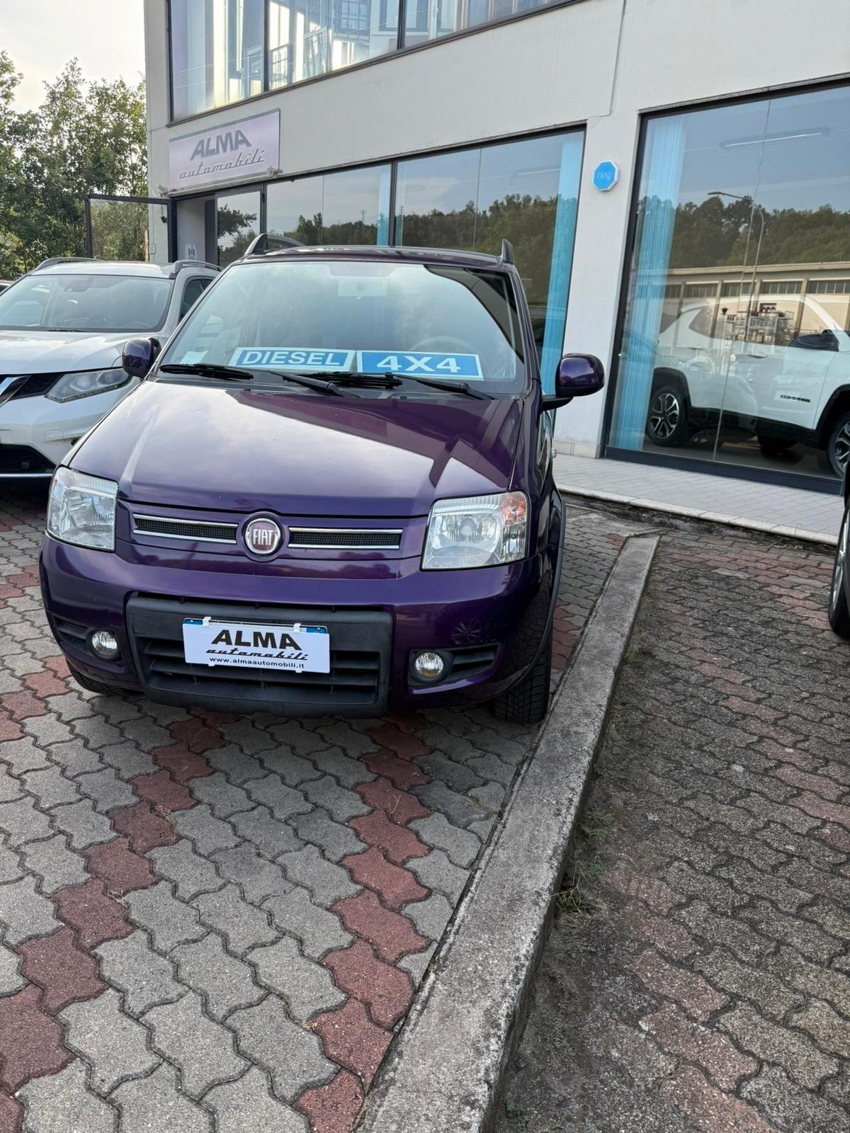 Fiat Panda 1.3 MJT 16V DPF 4x4 Climbing