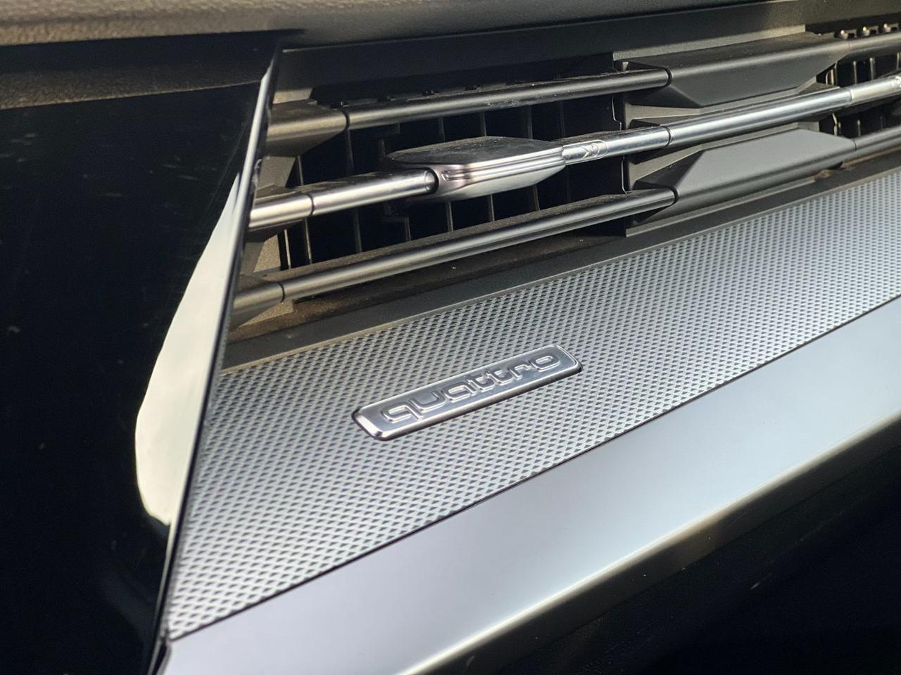 AUDI A3 SPB 40 TDI quattro S tronic S line edition