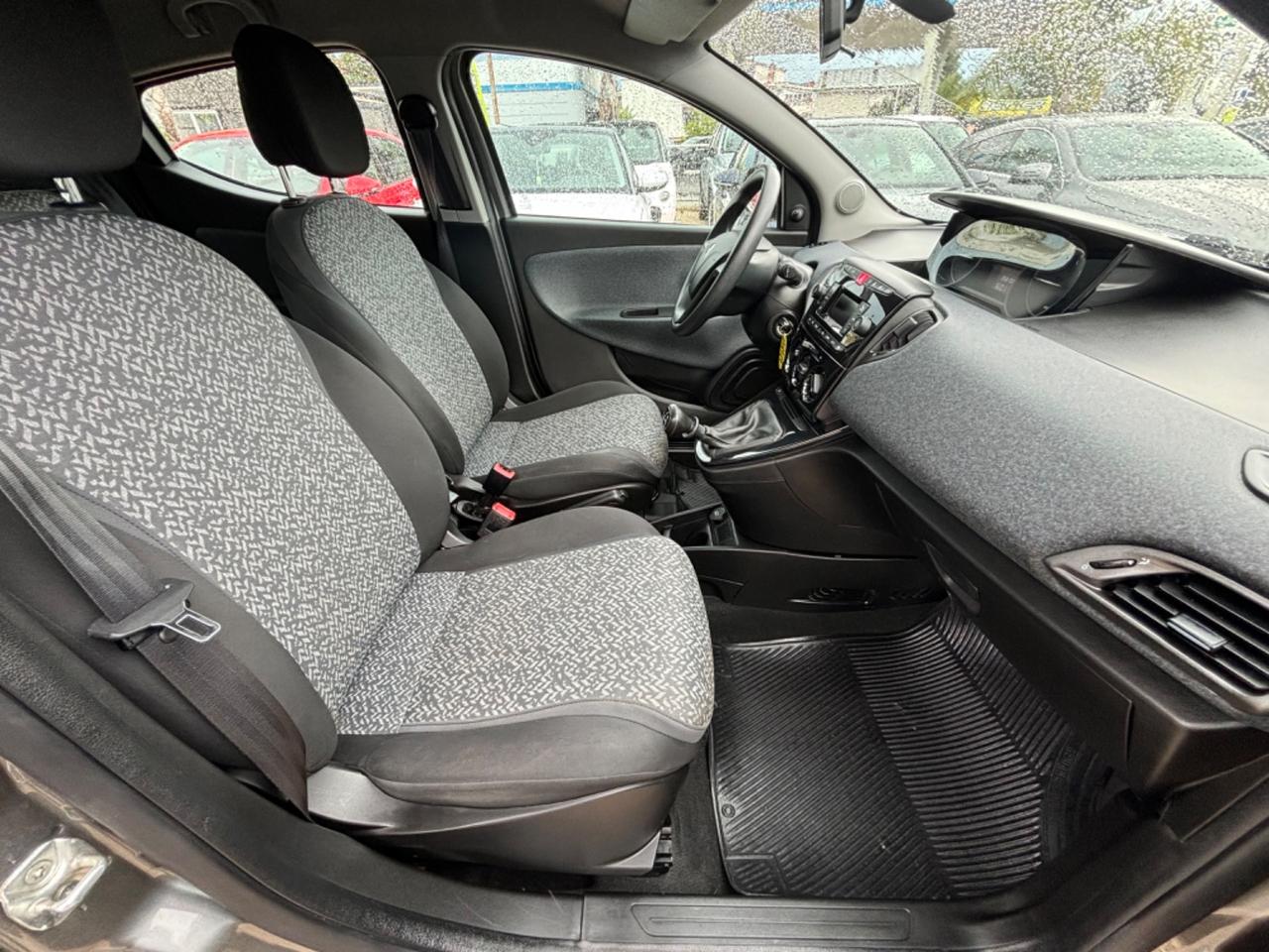 LANCIA YPSILON 1.2 GPL ECOCHIC GOLD NUOVISSIMA