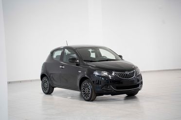 Lancia Ypsilon 1.0 FireFly 5 porte S&S Hybrid Platino