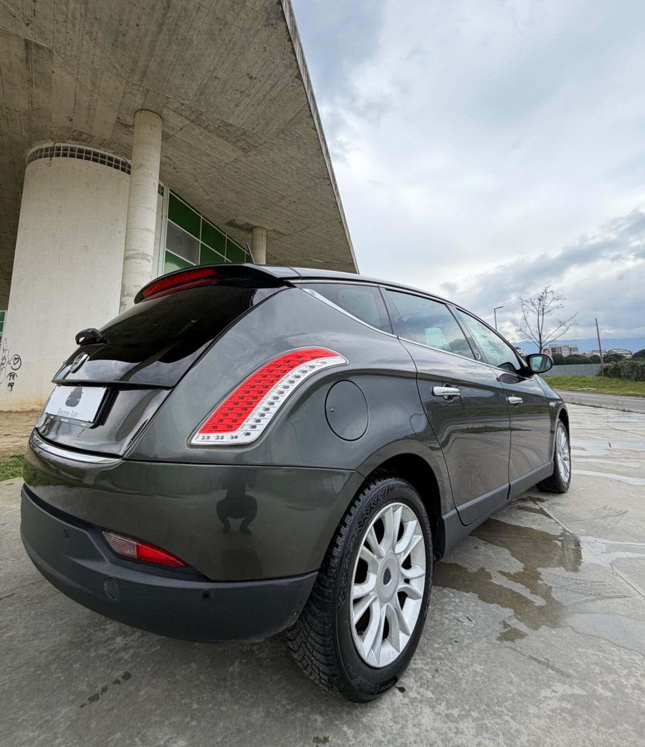 Lancia Delta 1.6 MJT DPF Gold