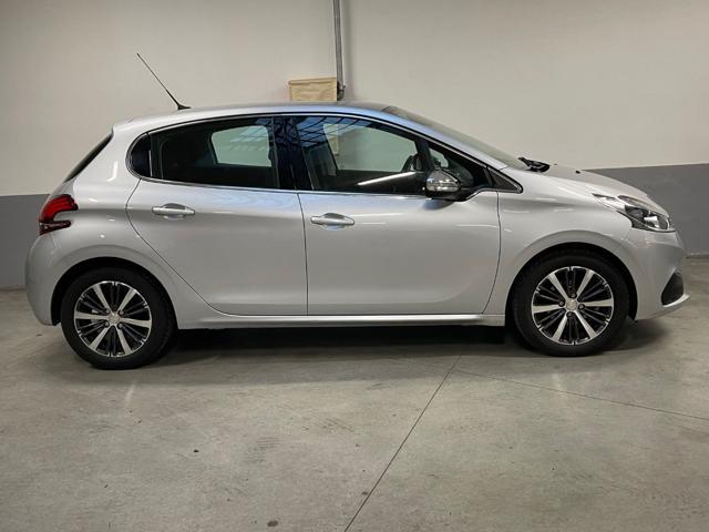 PEUGEOT 208 1° serie PureTech 82 5 porte Allure