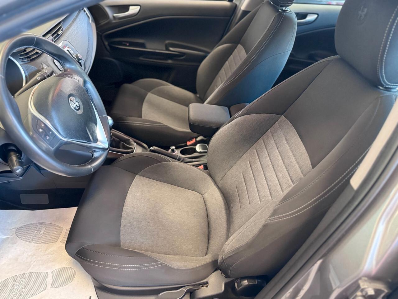 Alfa Romeo Giulietta 1.6 JTDm-2 120 CV Distinctive