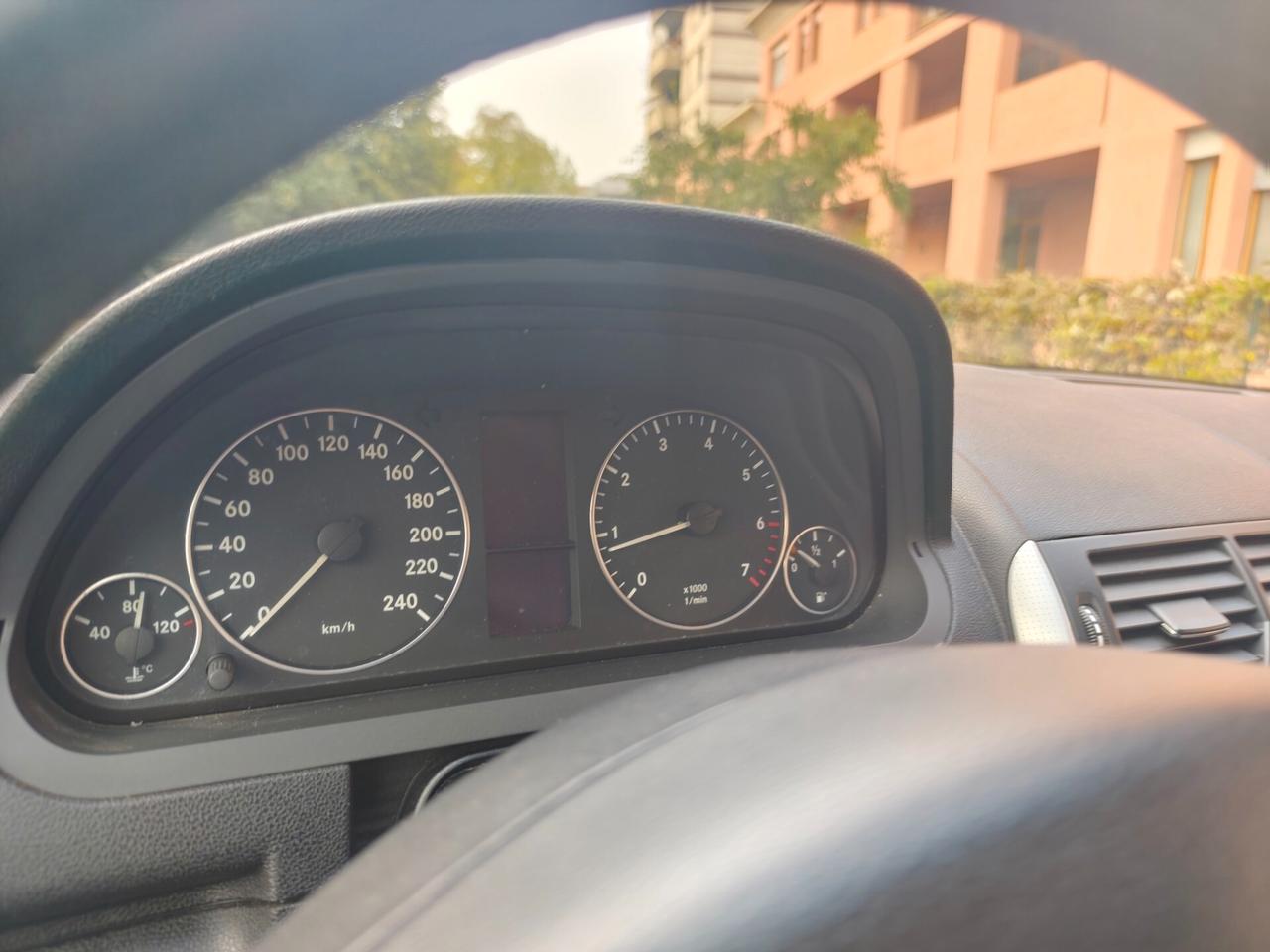 Mercedes-benz A 150 benzina euro 4 5 porte